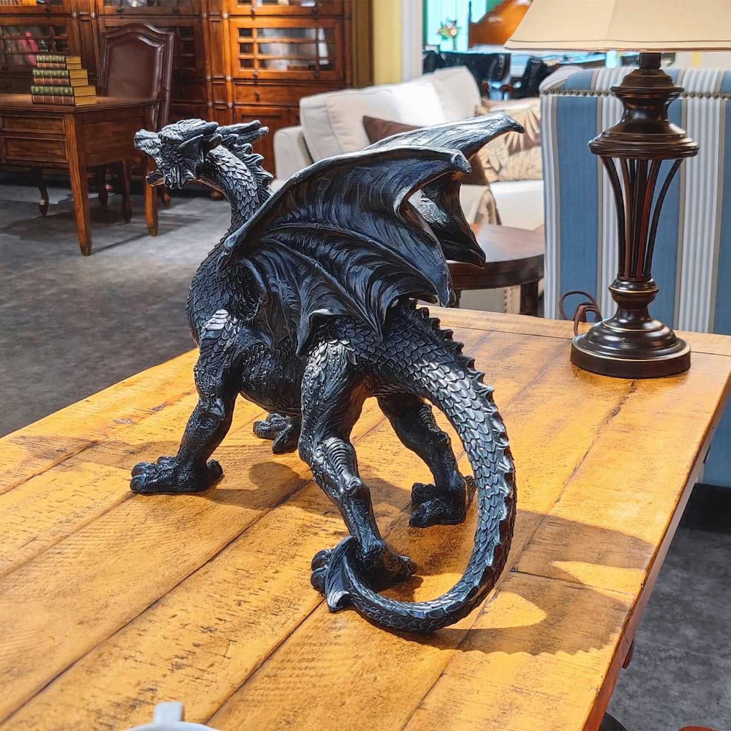 Large size gothic roaring pterosaur statue fantasy decoration