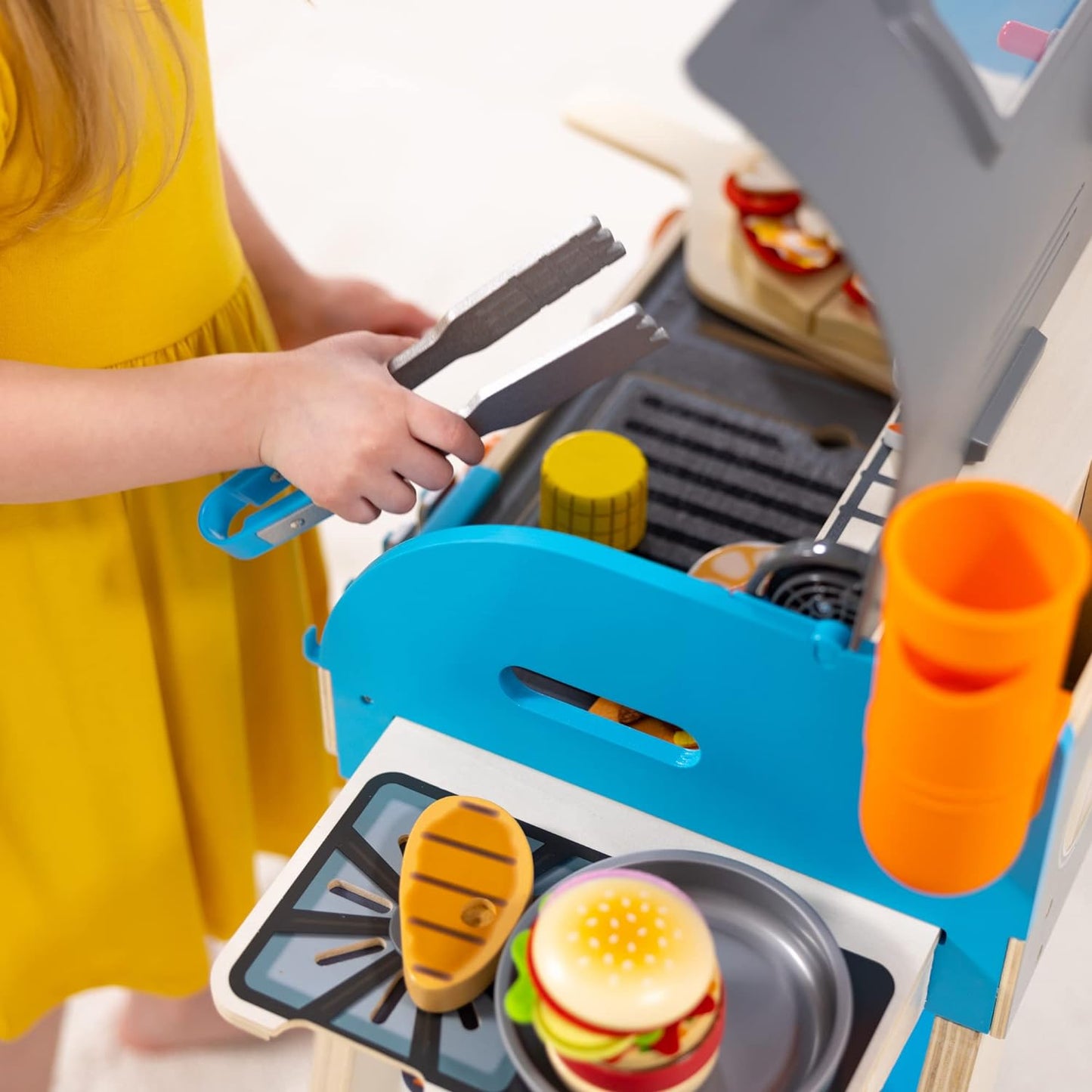 Wooden Luxury Grill, Smoker and Pizza Oven Toy Food Toy for Kids Pretend Cooking