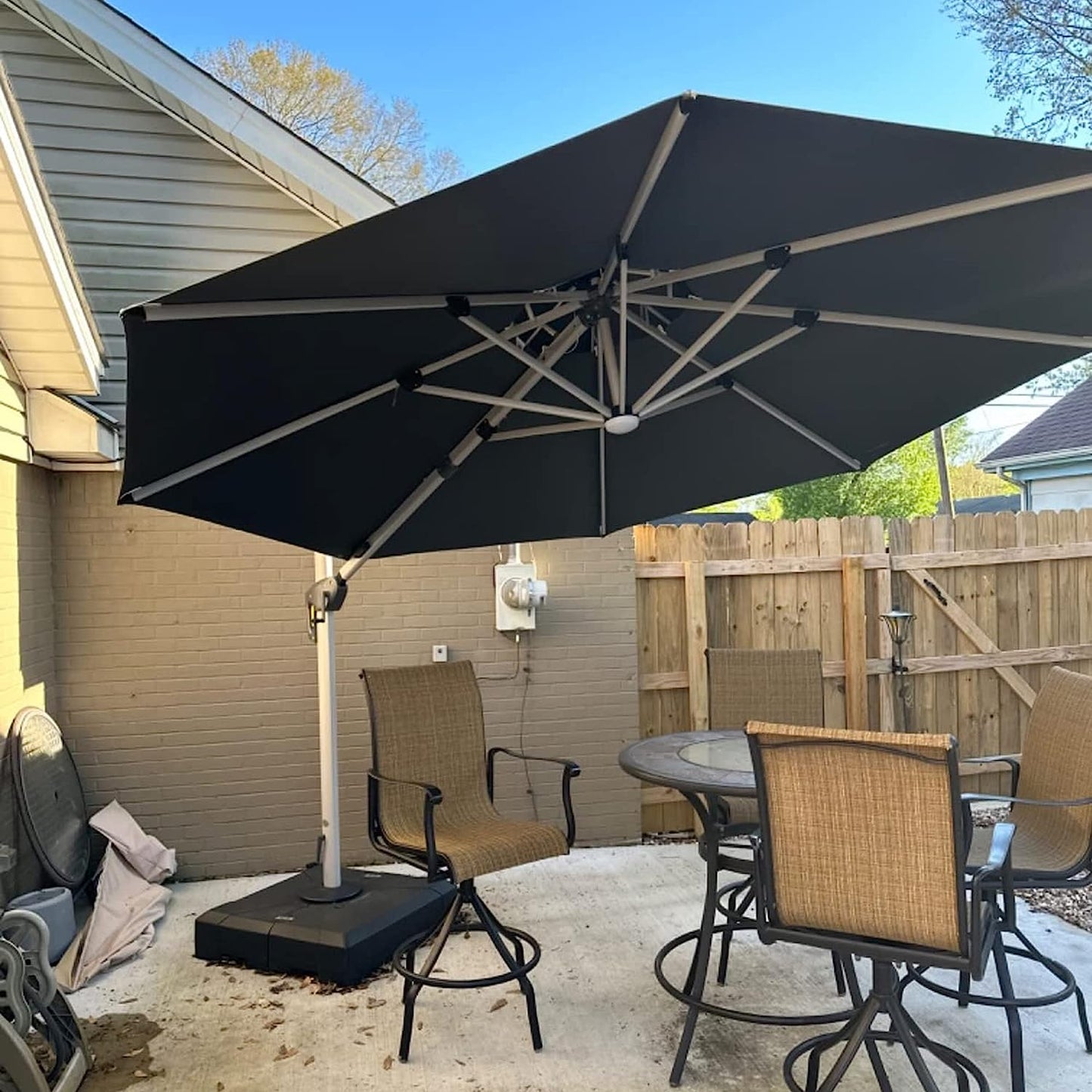 12ft Solar LED Patio Umbrella Outdoor Round Umbrella Large Cantilever Umbrella with LED Lights Windproof Bias Umbrella Heavy Duty Parasol for Garden Deck Pool Patio